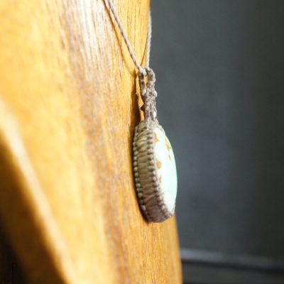 マクラメ編みナンバーエイトターコイズペンダント