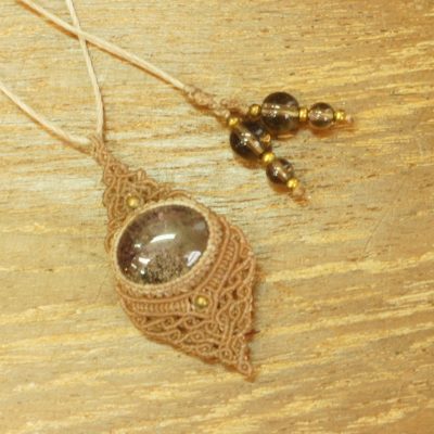 マクラメ編みガーデンクォーツペンダント