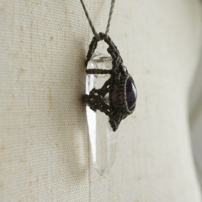 マクラメ編みレムリアンシードクリスタルペンダント