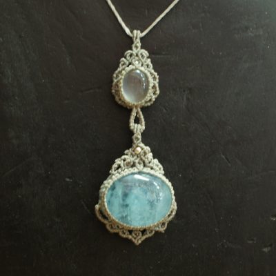 マクラメ編みアクアマリン＆ムーンストーンペンダント