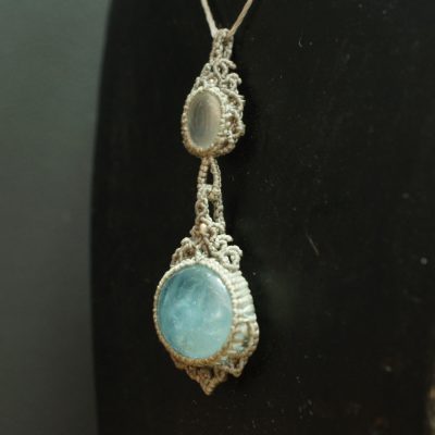 マクラメ編みアクアマリン＆ムーンストーンペンダント